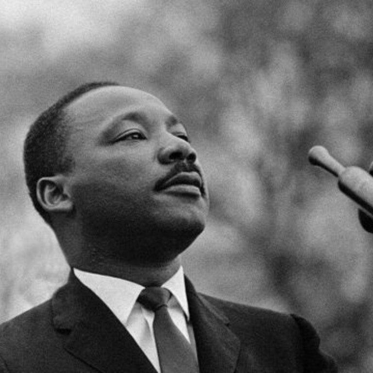 Martin Luther King Jr.: O Herói da Luta pelos Direitos Civis e da Justiça Social